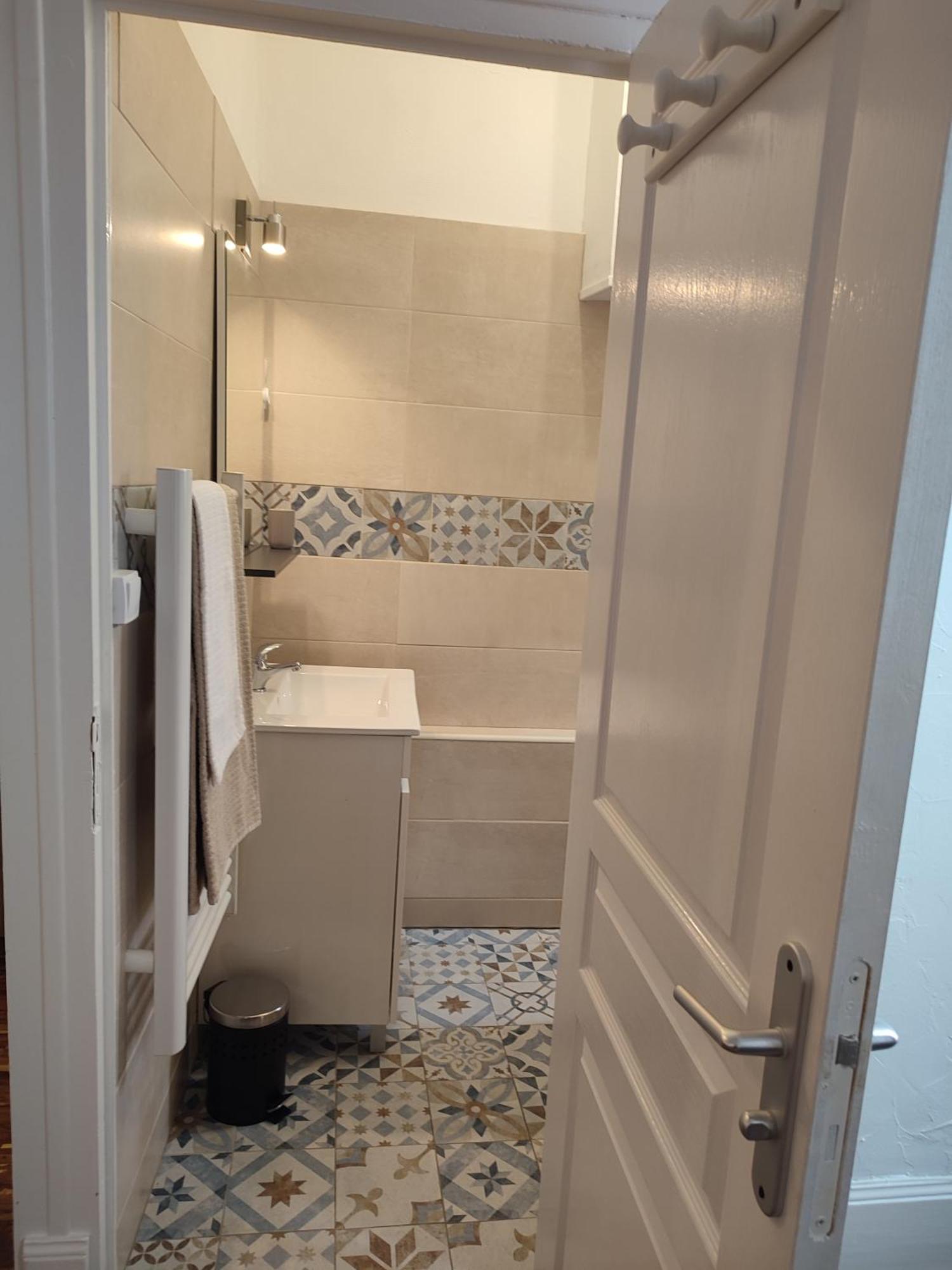 Apartamento T1 Lumineux Et Climatise Chagny  Exterior foto