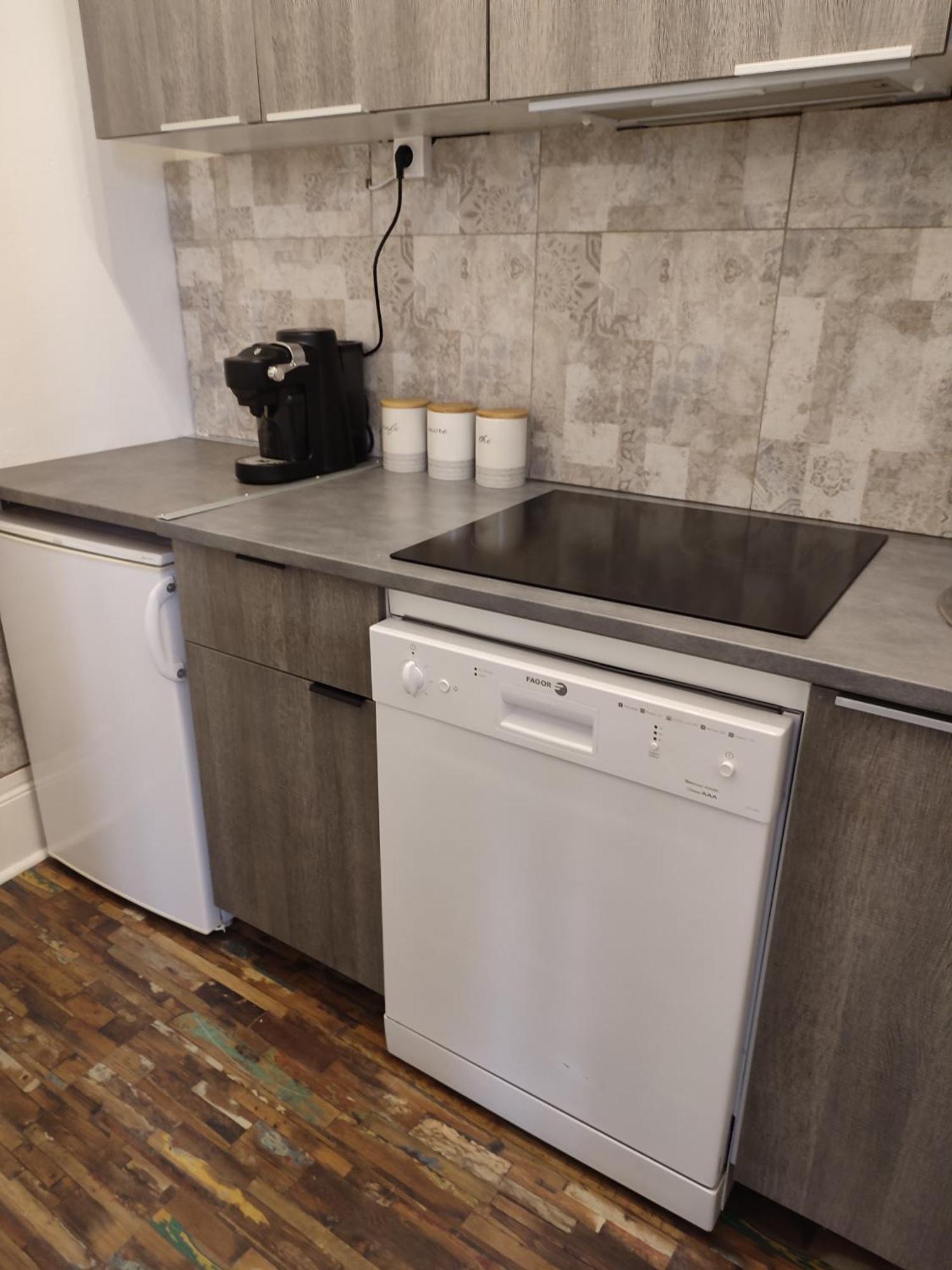 Apartamento T1 Lumineux Et Climatise Chagny  Exterior foto